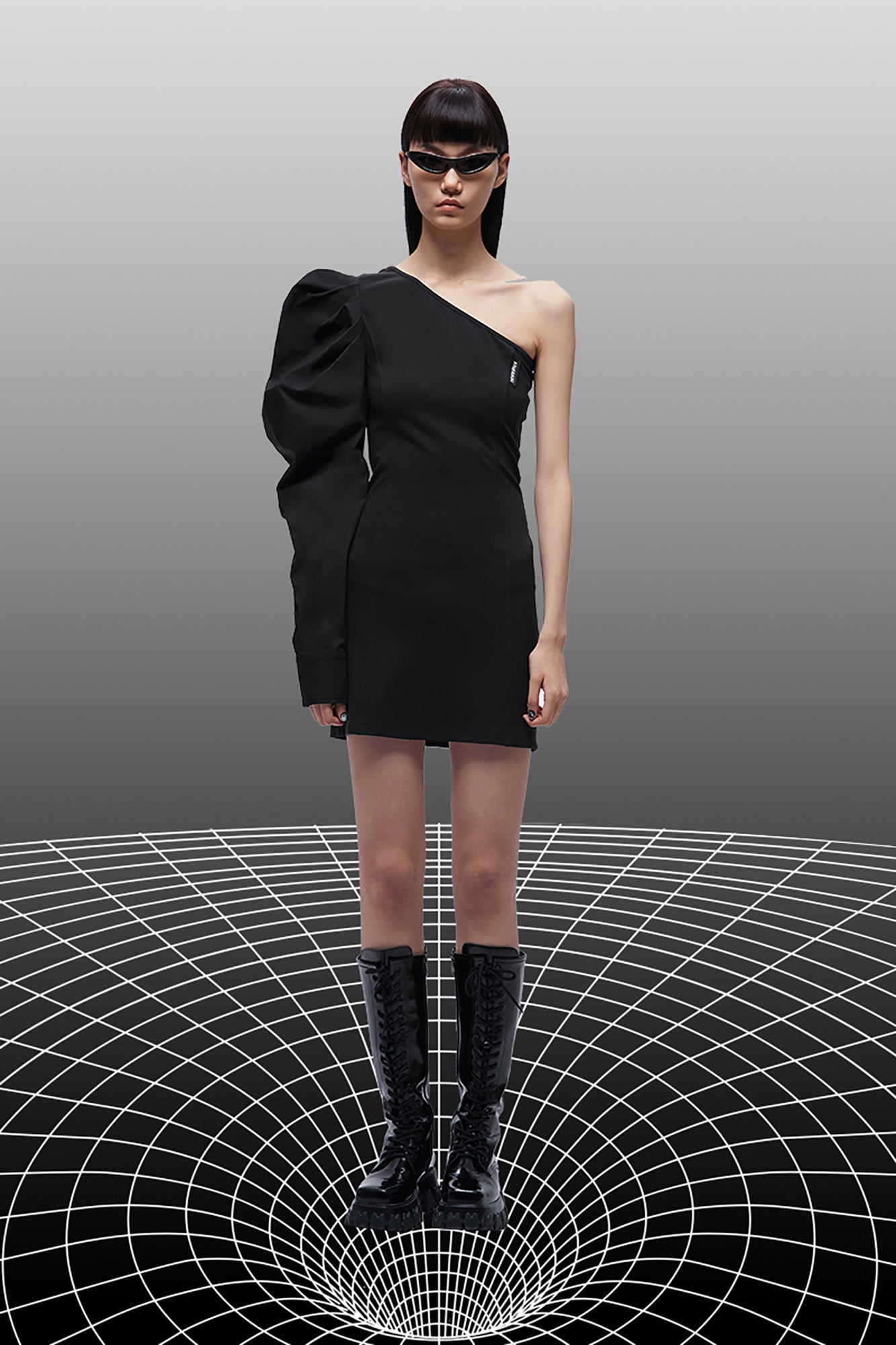 ANNAKIKI / Asymmetric  dress