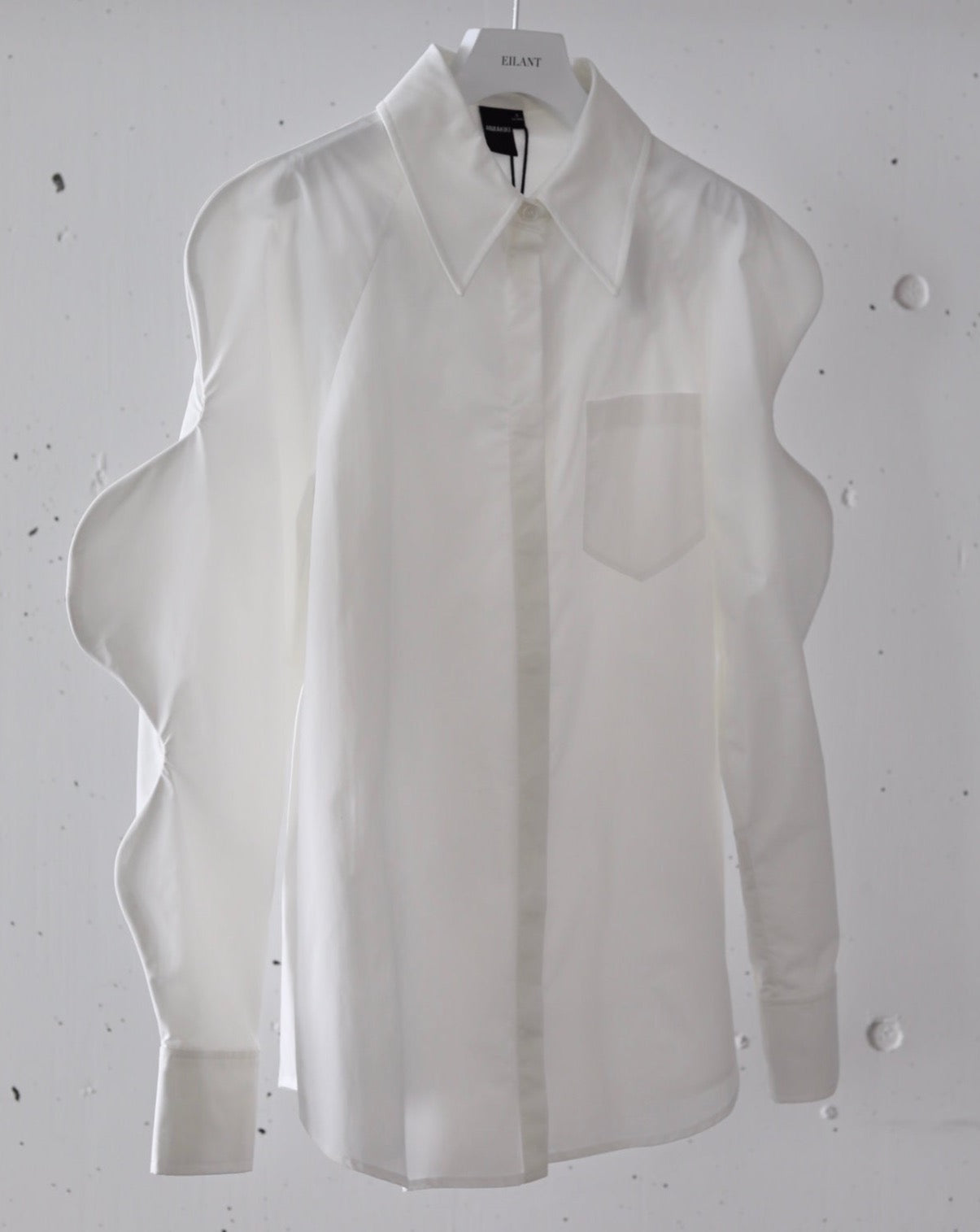 ANNAKIKI / 3D wave sleeve shirt