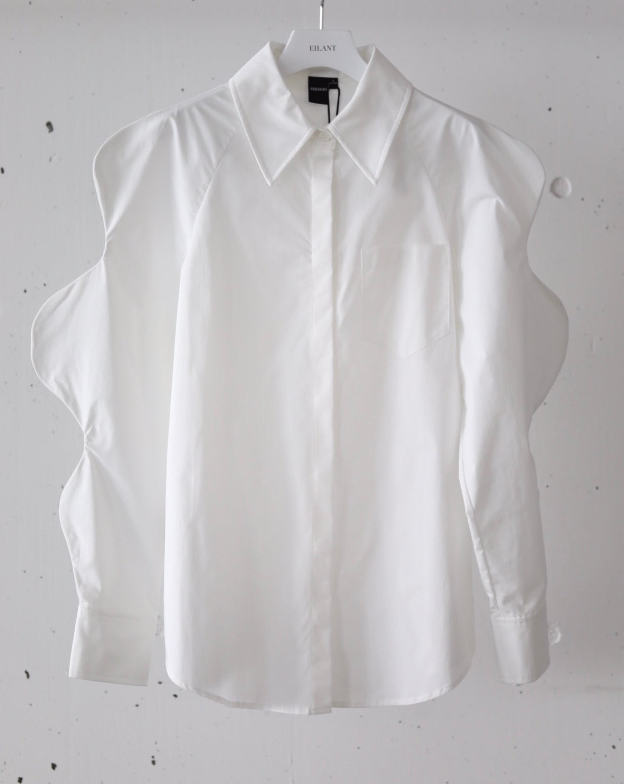 ANNAKIKI / 3D wave sleeve shirt