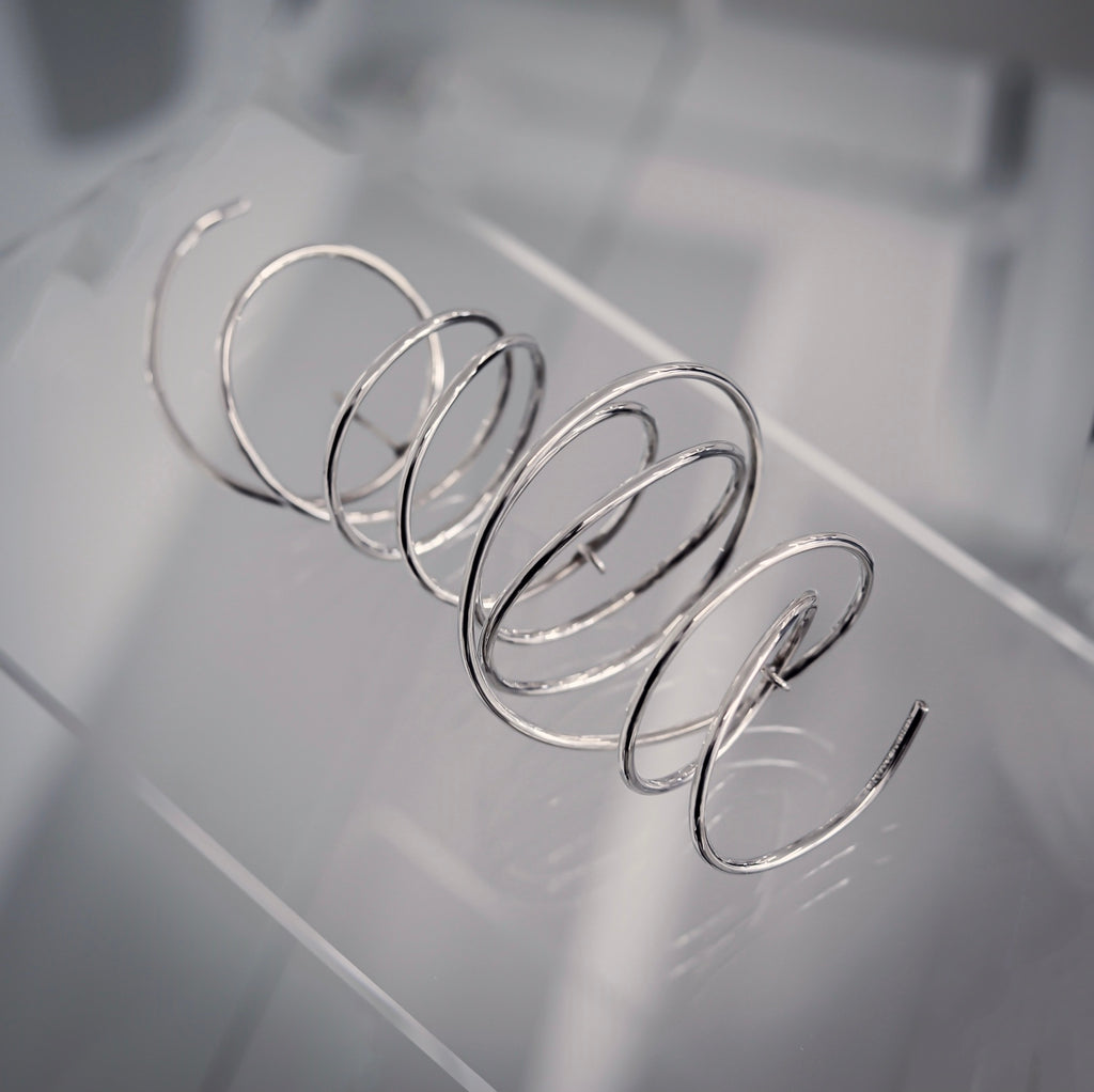 KURUMI AMANO / 05 – EILANT