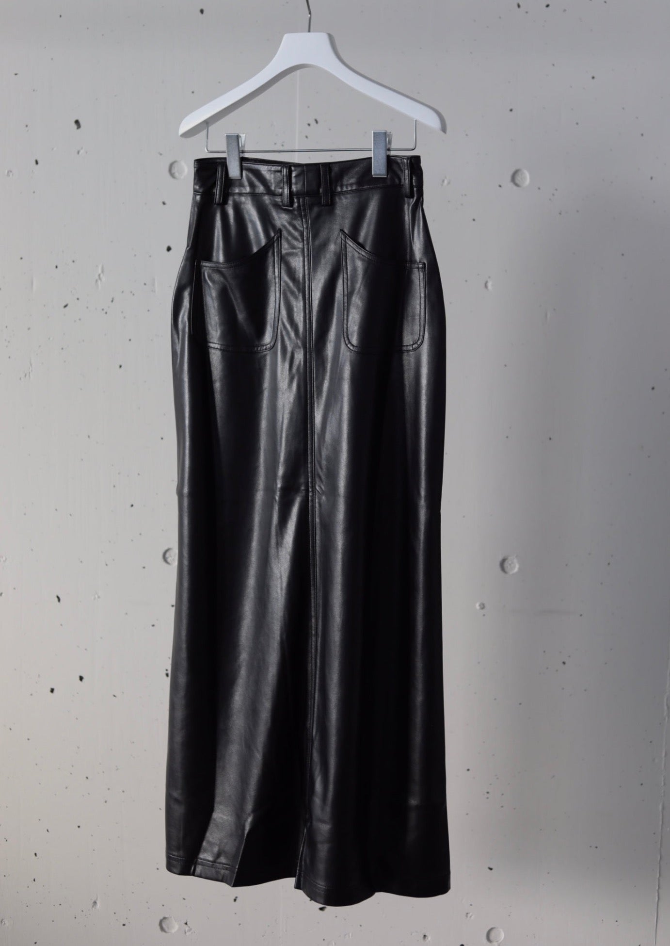 JOHN / Faux Leather Slit Skirt